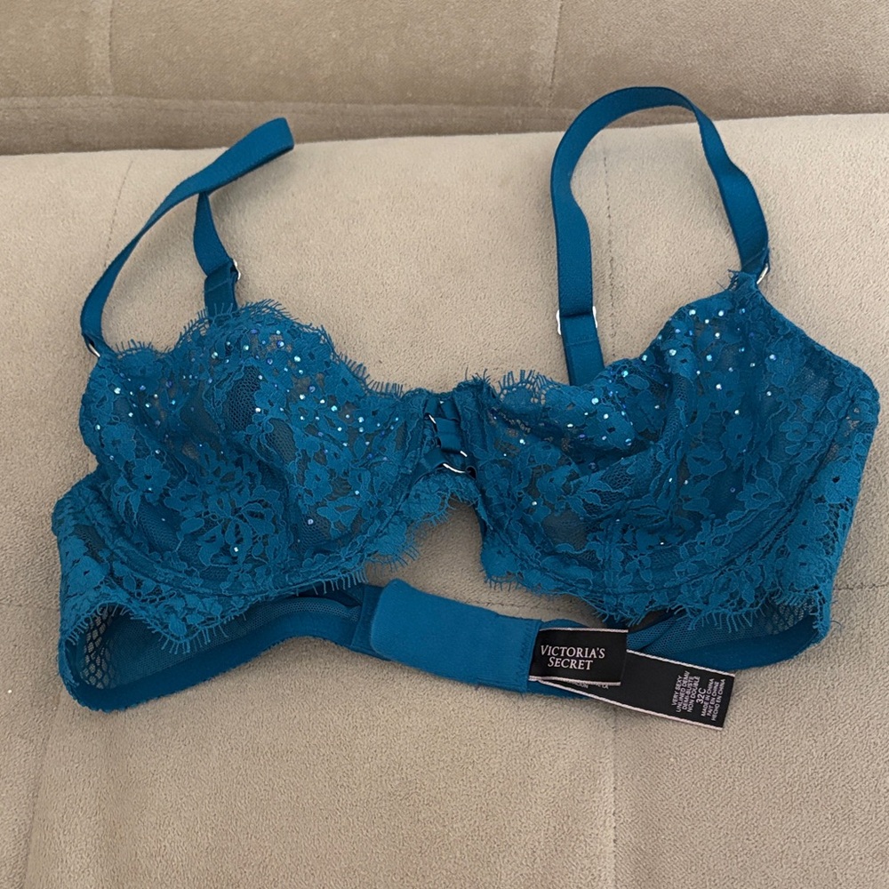 Victoria's Secret Deep Blue Lace Bra